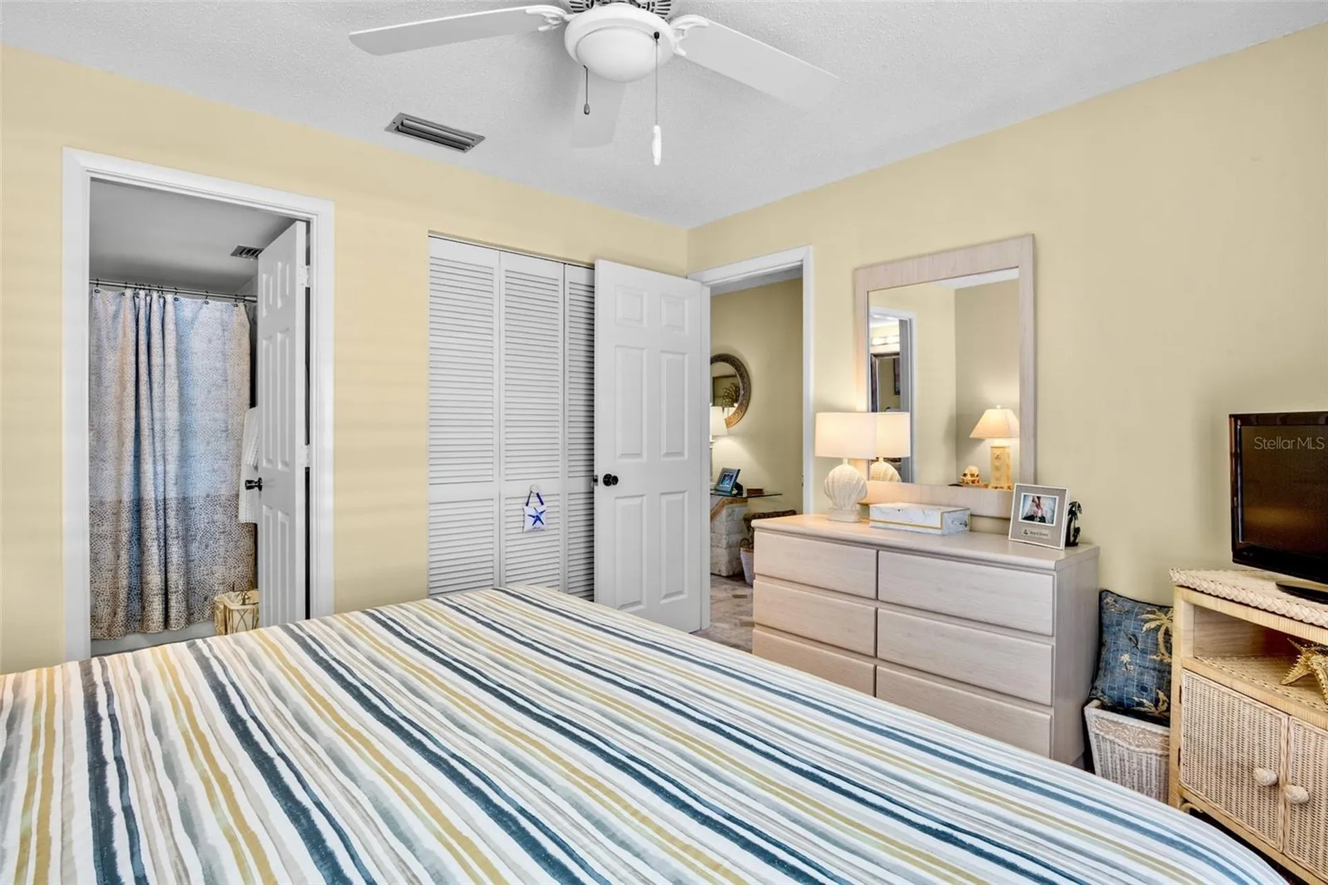 4582 Longwater Sarasota FL 34235