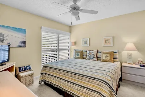 4582 Longwater Sarasota FL 34235