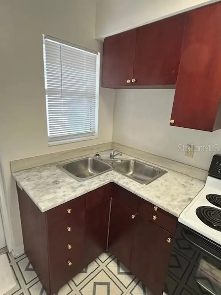 2534 40th Avenue N St Petersburg FL 33714