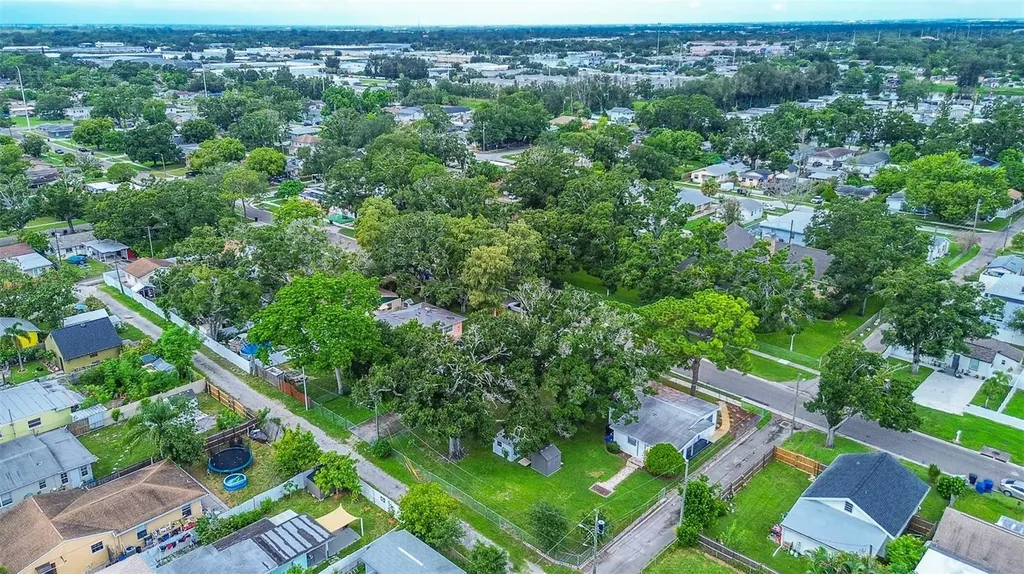 2534 40th Avenue N St Petersburg FL 33714
