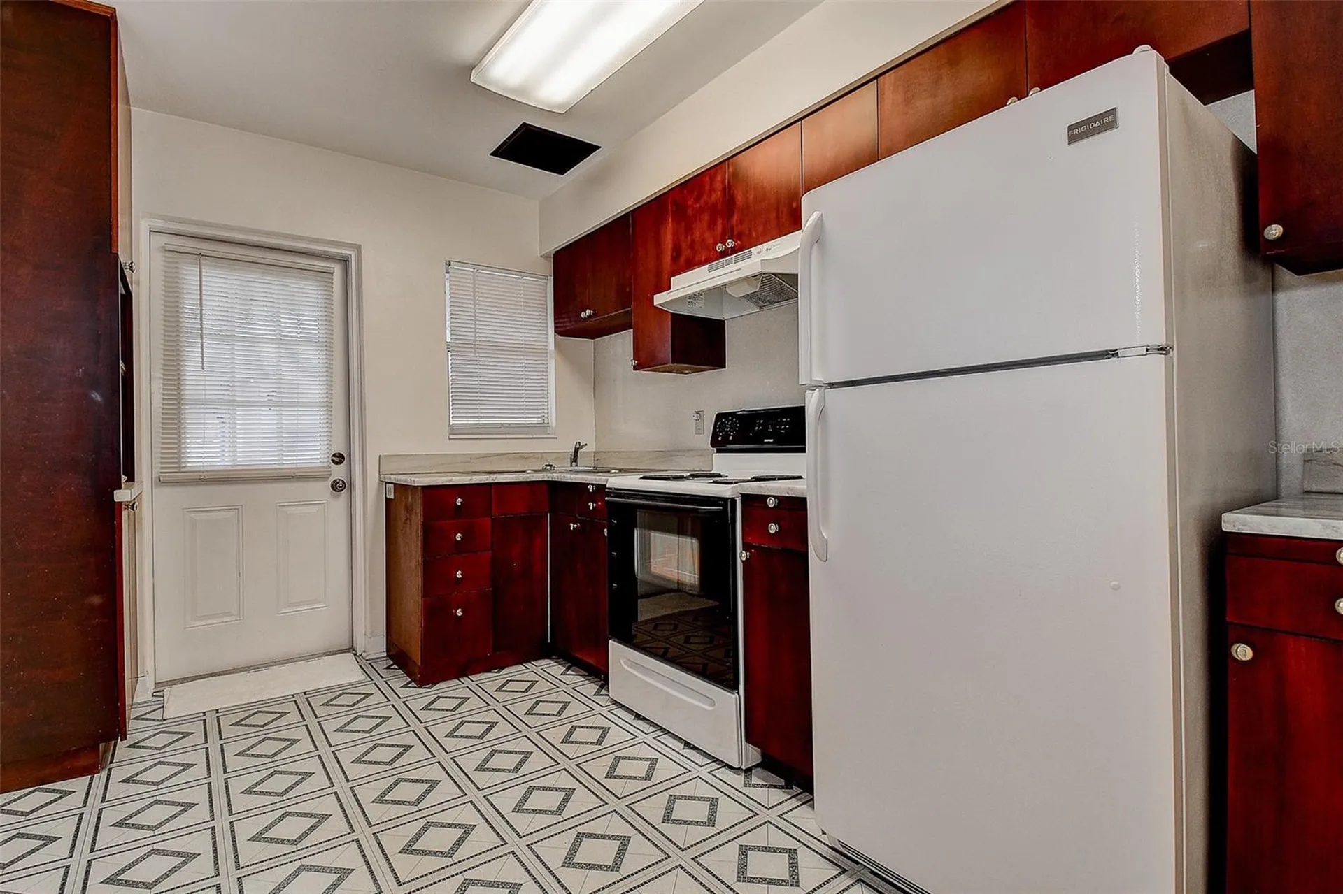 2534 40th Avenue N St Petersburg FL 33714