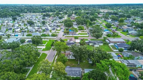 2534 40th Avenue N St Petersburg FL 33714