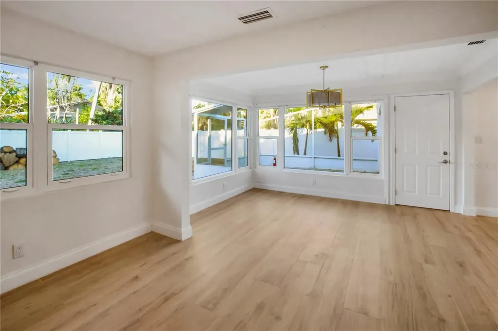 3141 Irving Street Sarasota FL 34237