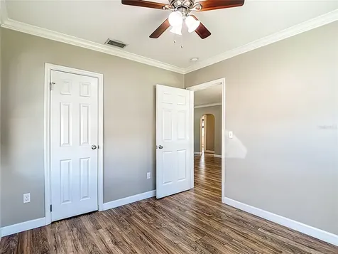 104 W Osborne Avenue Tampa FL 33603