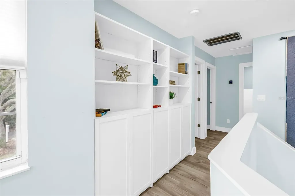 355 Red Cedar Court NE St Petersburg FL 33703