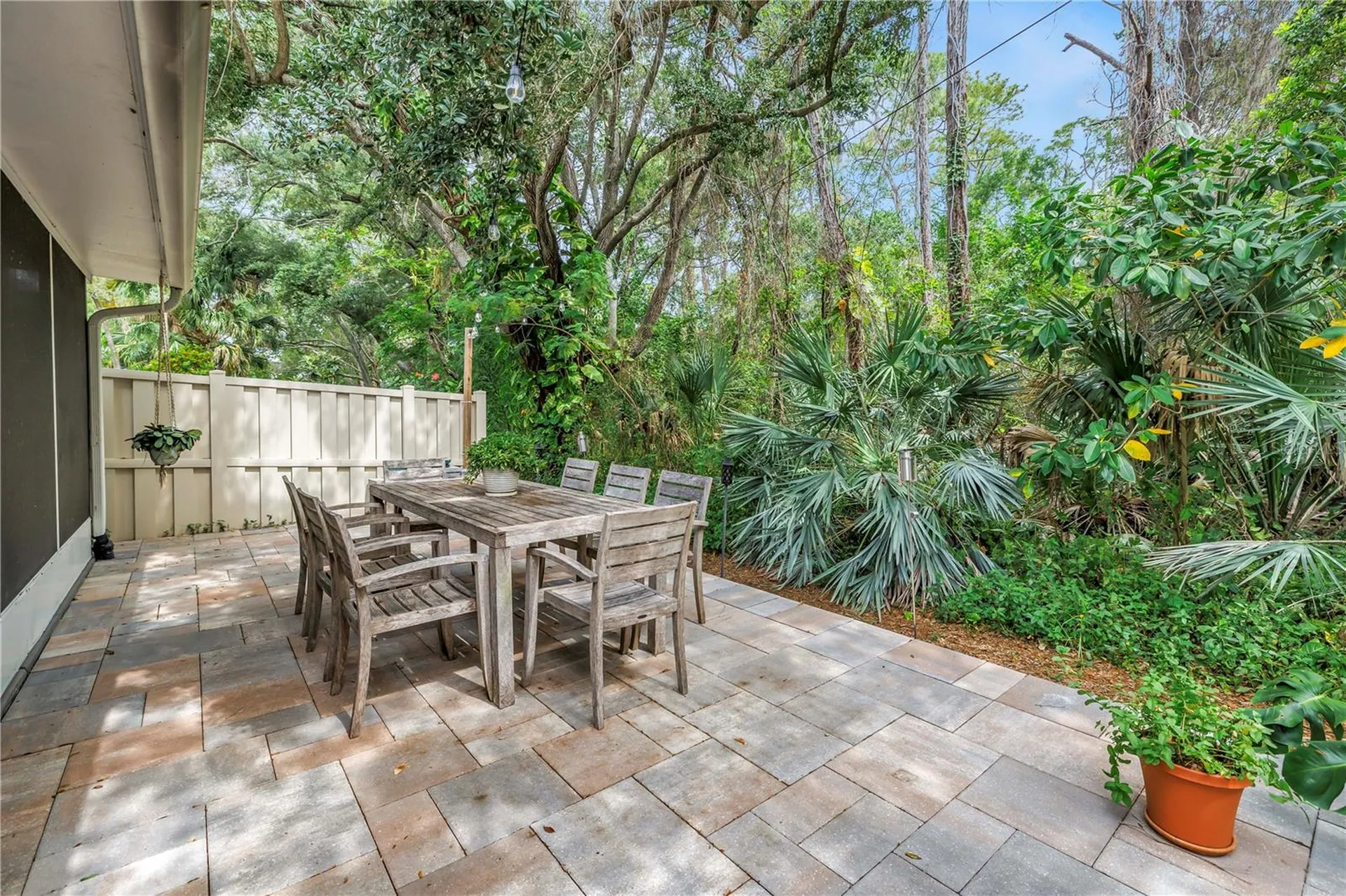 355 Red Cedar Court NE St Petersburg FL 33703