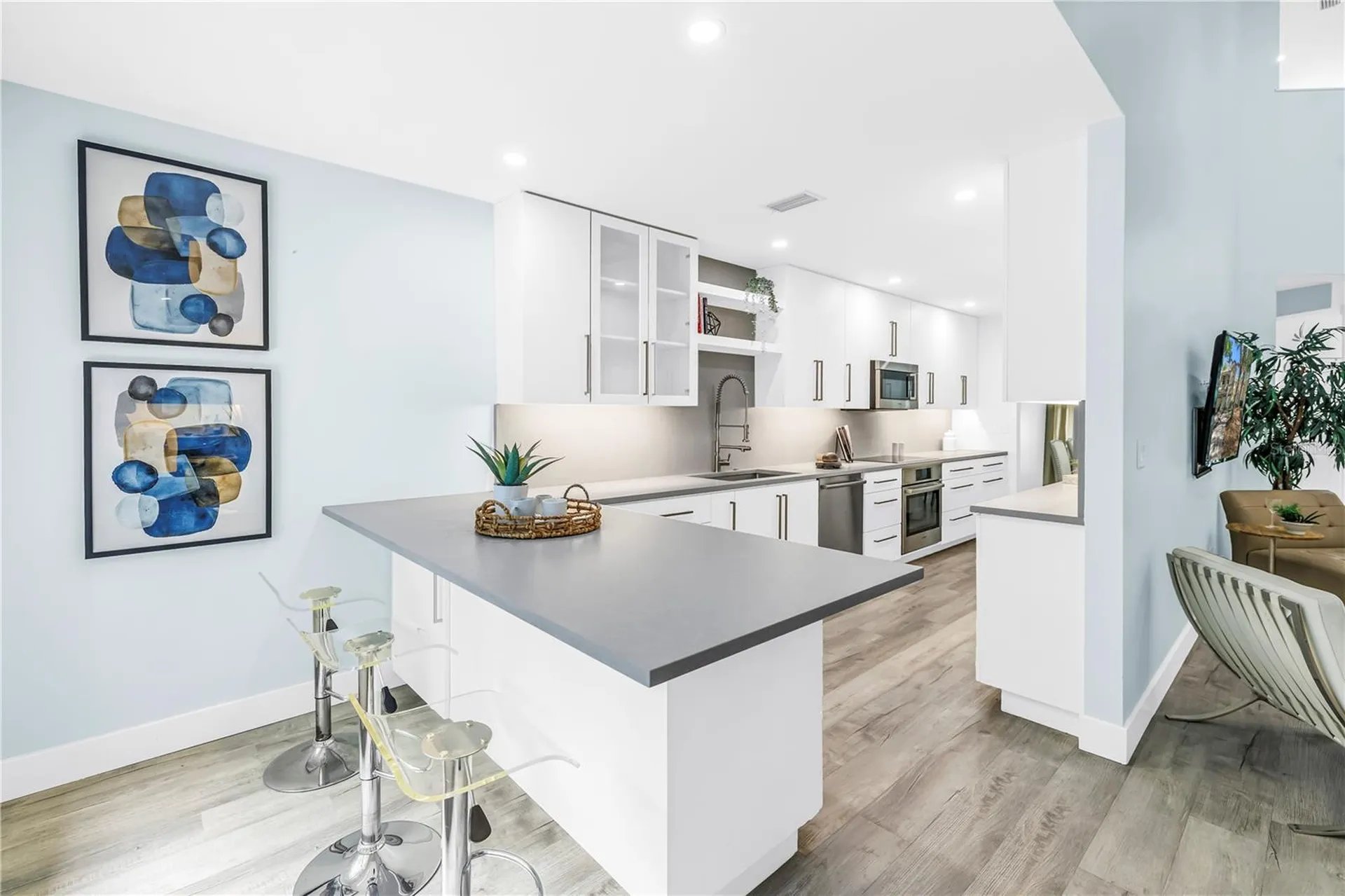 355 Red Cedar Court NE St Petersburg FL 33703