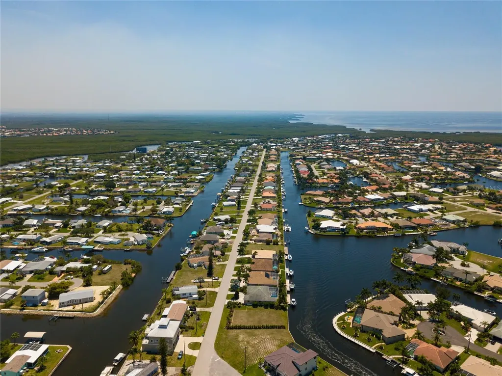 4200 Almar Drive Punta Gorda FL 33950