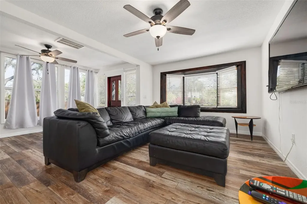 200 Broadway Dunedin FL 34698