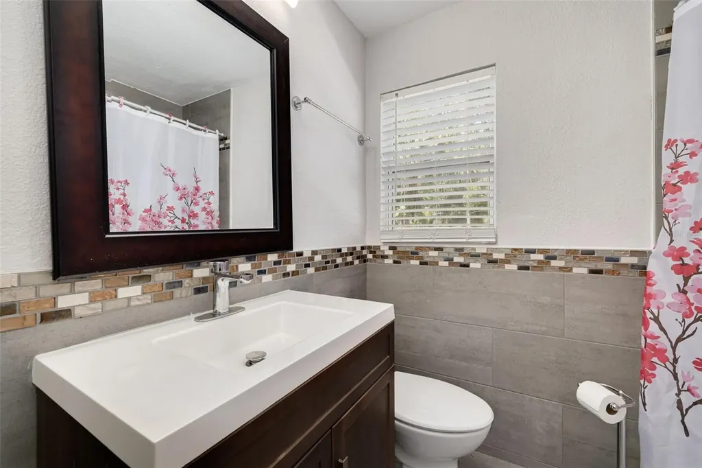 200 Broadway Dunedin FL 34698