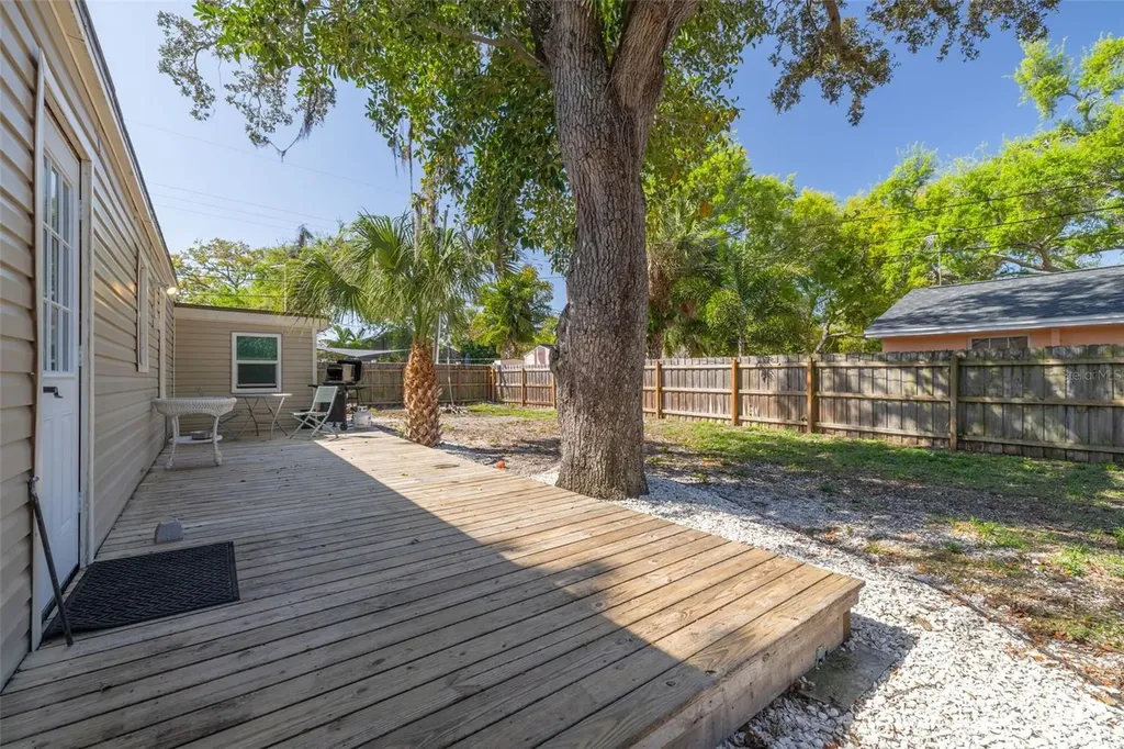 200 Broadway Dunedin FL 34698