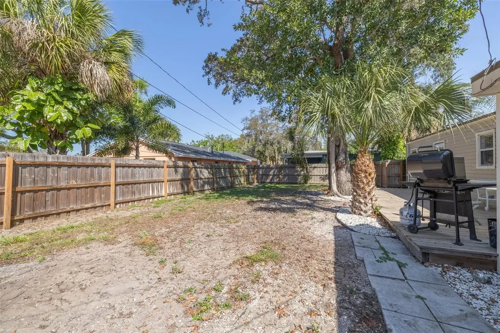 200 Broadway Dunedin FL 34698