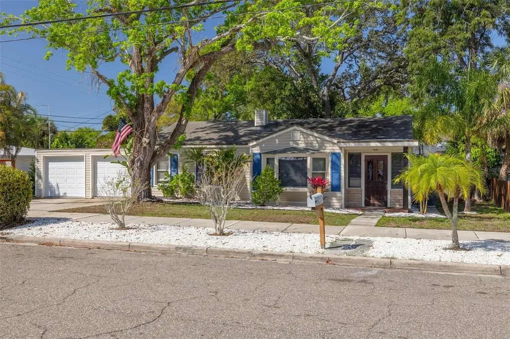 200 Broadway Dunedin FL 34698