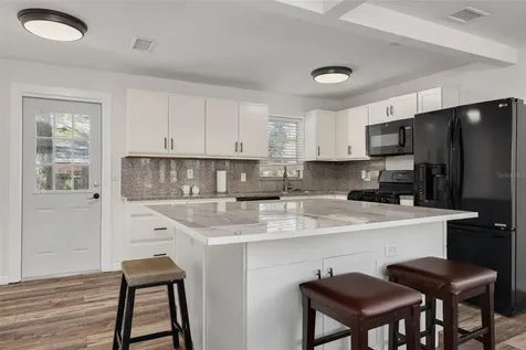 200 Broadway Dunedin FL 34698