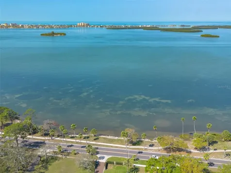 200 Broadway Dunedin FL 34698