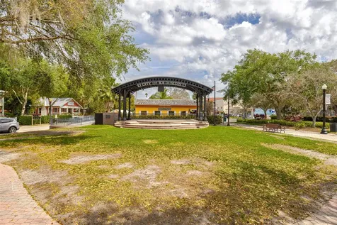 200 Broadway Dunedin FL 34698