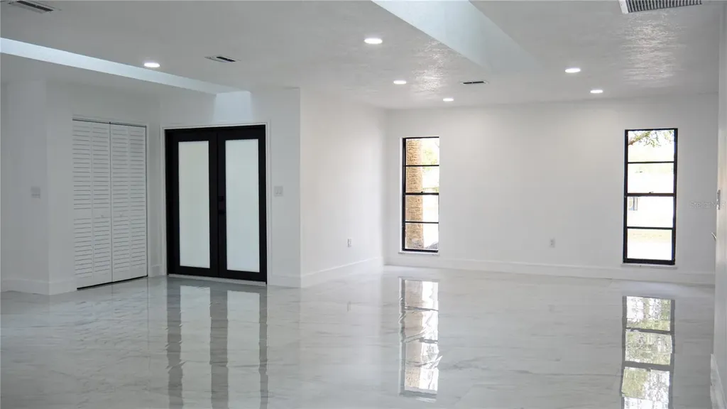7984 Floral Drive Weeki Wachee FL 34607