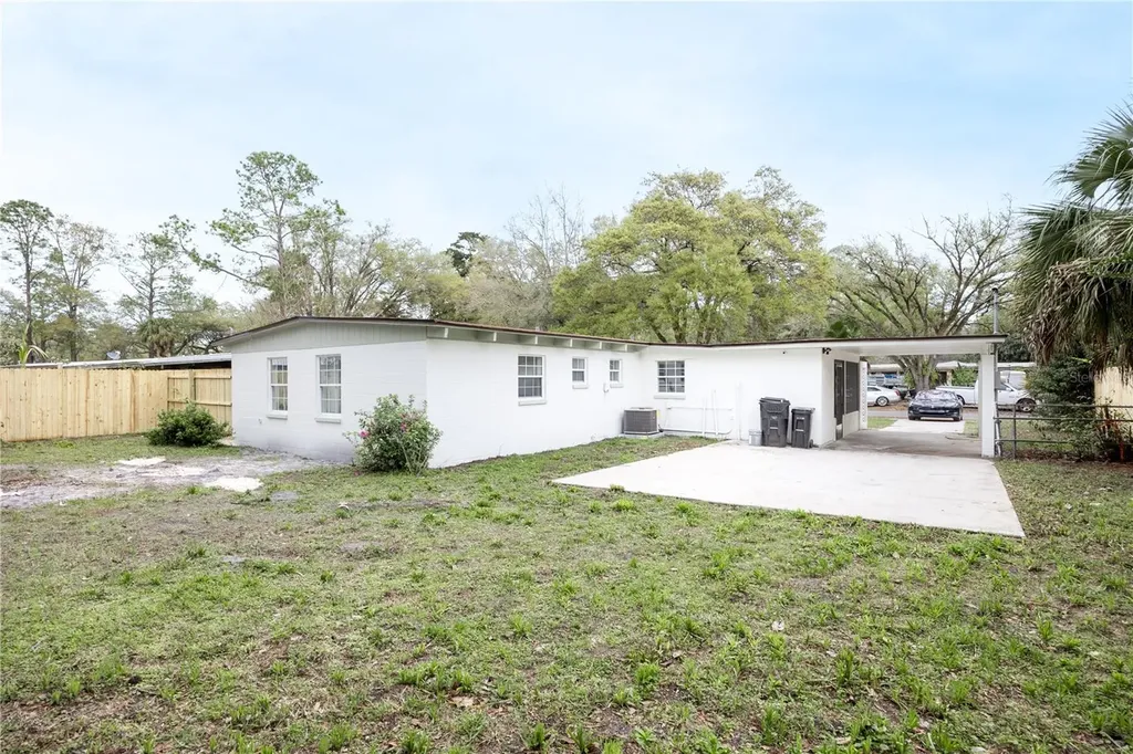 3004 NE 12th Street Gainesville FL 32609