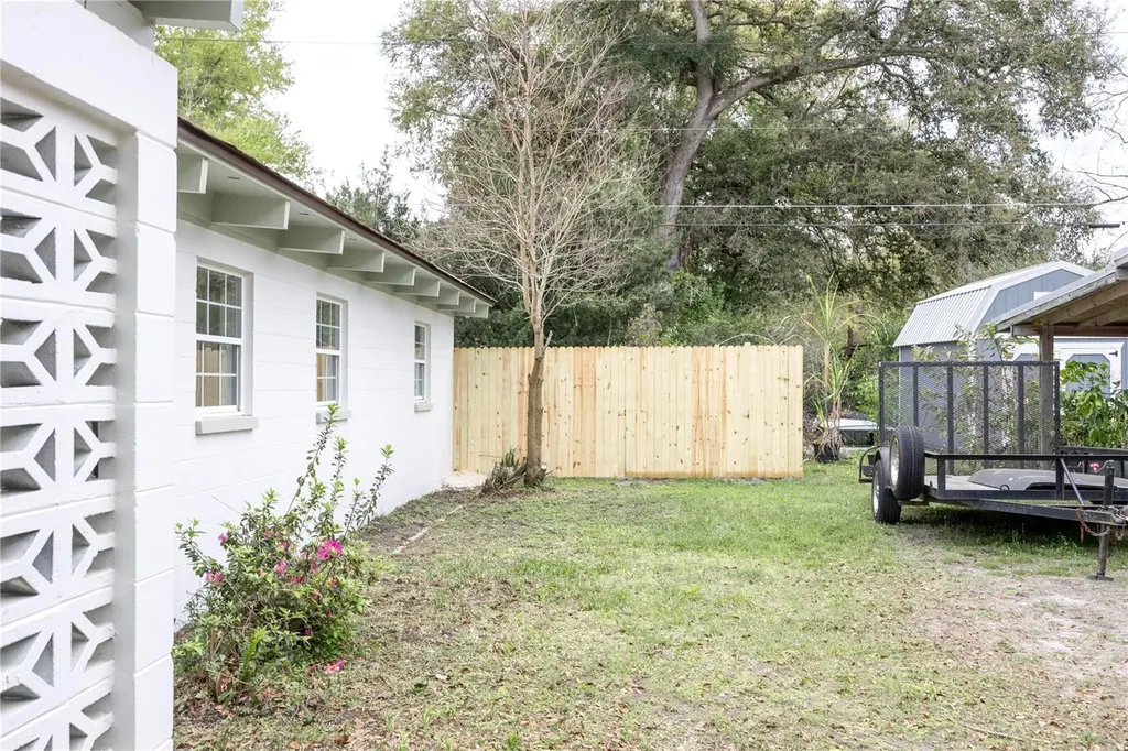 3004 NE 12th Street Gainesville FL 32609