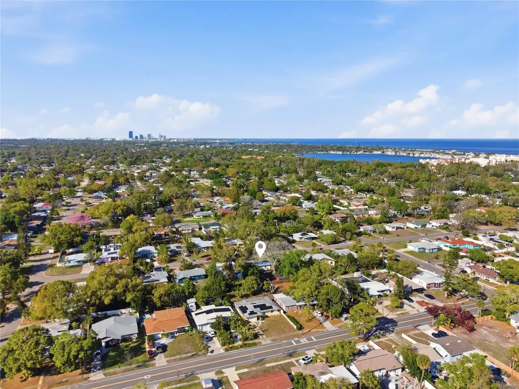 634 61st Avenue S St Petersburg FL 33705