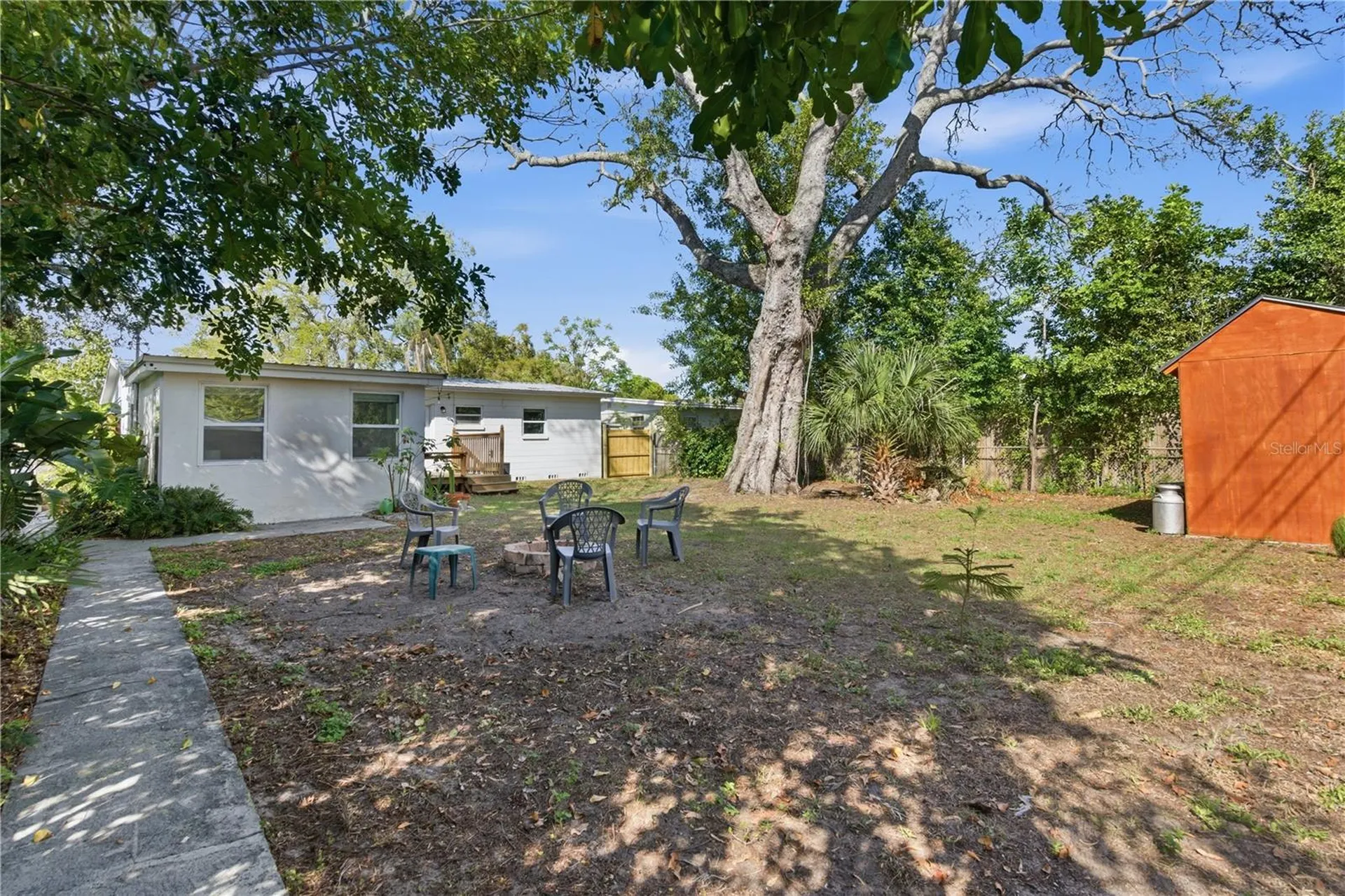 634 61st Avenue S St Petersburg FL 33705