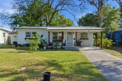 634 61st Avenue S St Petersburg FL 33705