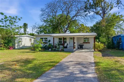 634 61st Avenue S St Petersburg FL 33705