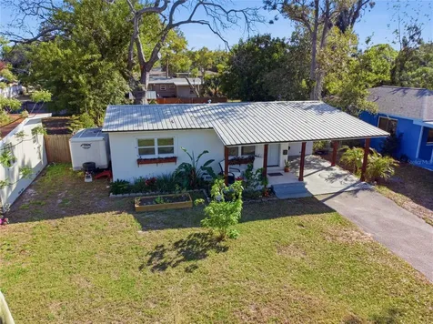 634 61st Avenue S St Petersburg FL 33705