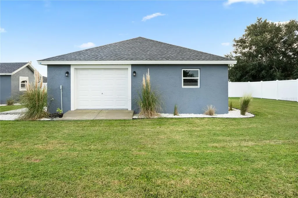 9060 County Road 128c Wildwood FL 34785