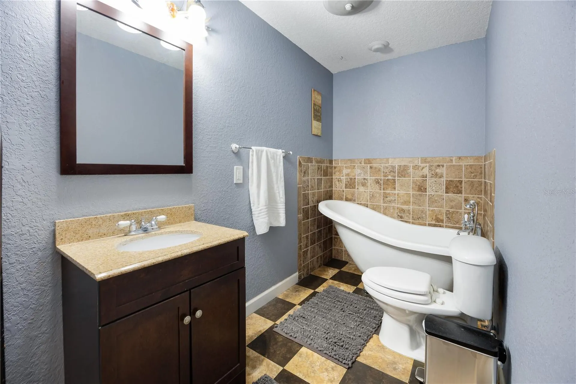 9060 County Road 128c Wildwood FL 34785