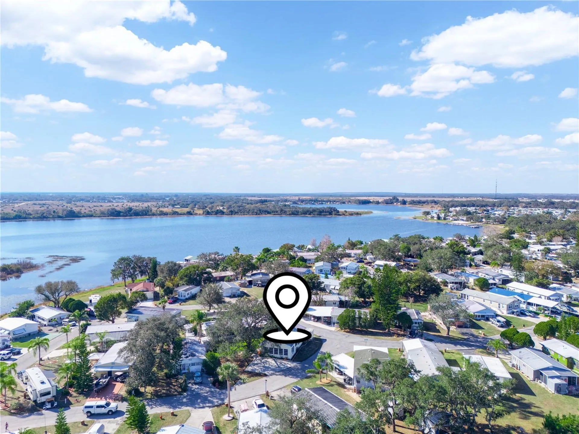 27 Saddlebag Trail S Lake Wales FL 33898