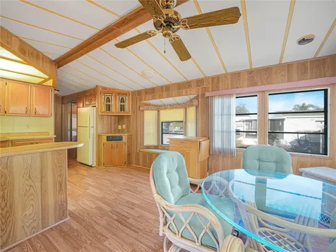 27 Saddlebag Trail S Lake Wales FL 33898