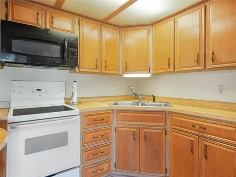 27 Saddlebag Trail S Lake Wales FL 33898