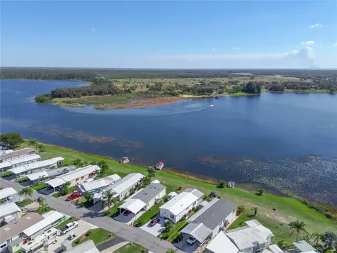27 Saddlebag Trail S Lake Wales FL 33898