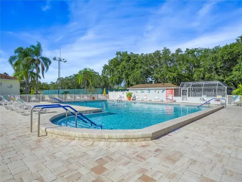 27 Saddlebag Trail S Lake Wales FL 33898