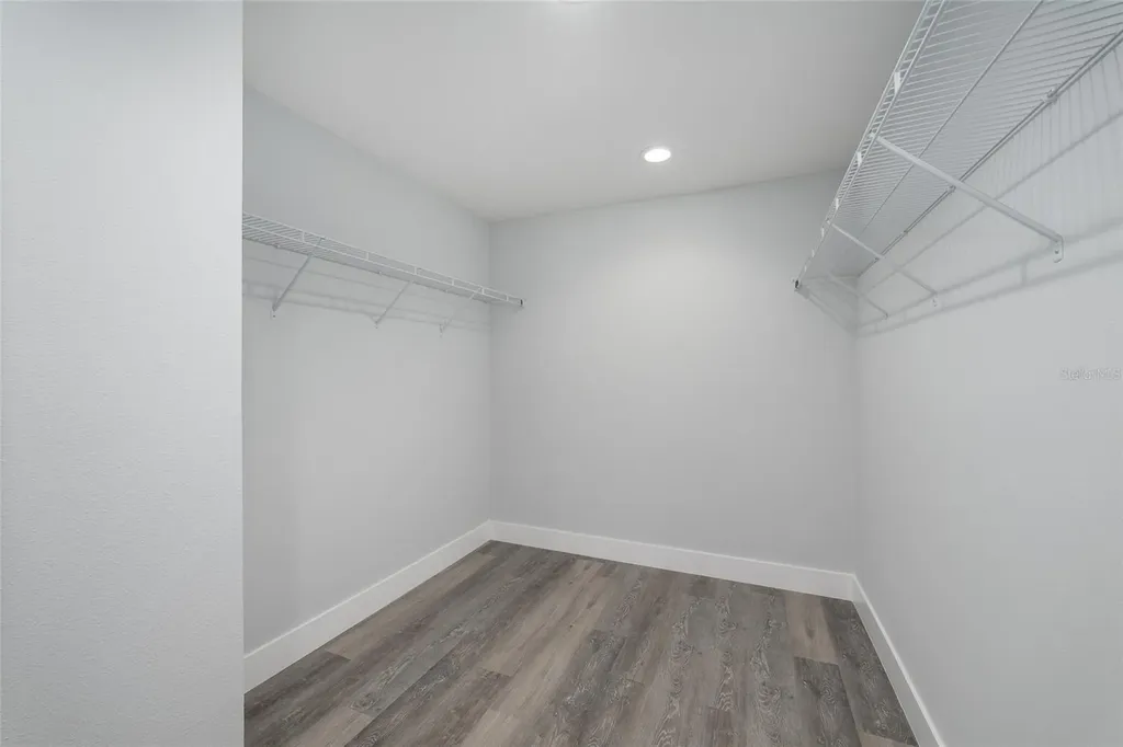 10 Locust Loop Circle Ocala FL 34472