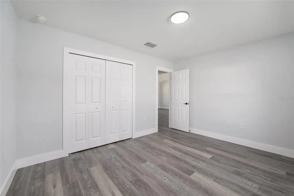 10 Locust Loop Circle Ocala FL 34472