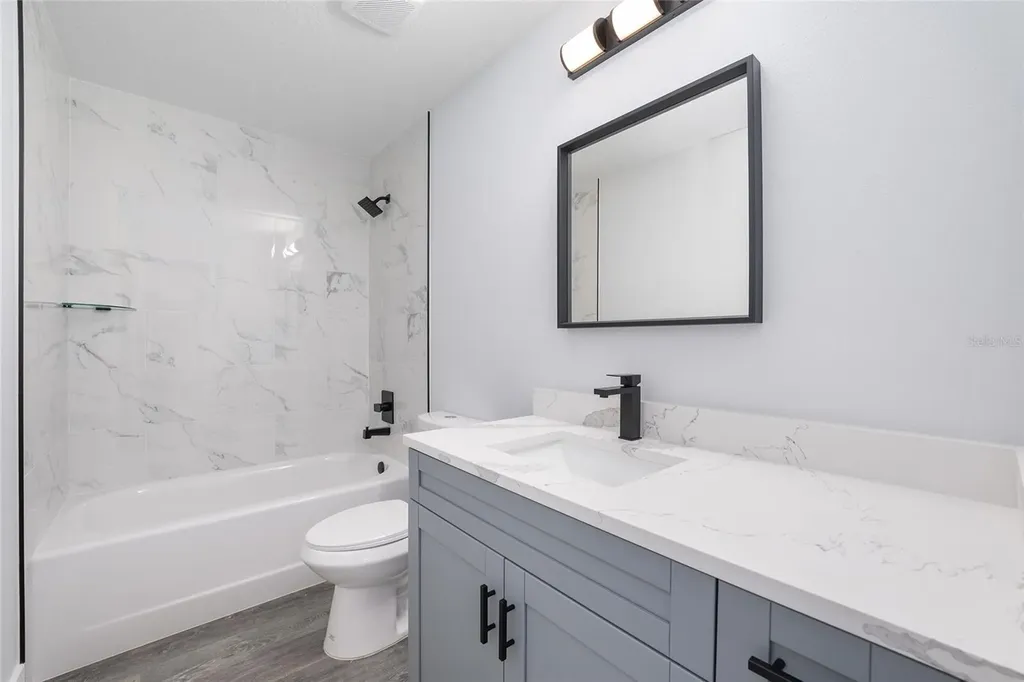 10 Locust Loop Circle Ocala FL 34472