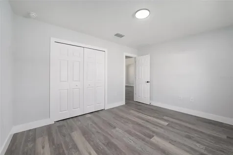 10 Locust Loop Circle Ocala FL 34472