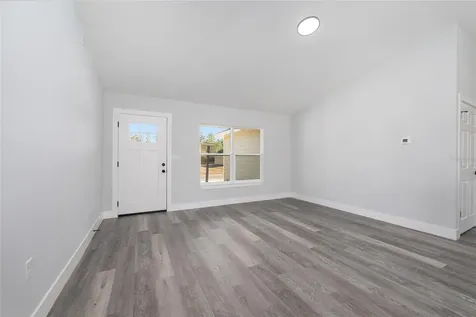 10 Locust Loop Circle Ocala FL 34472