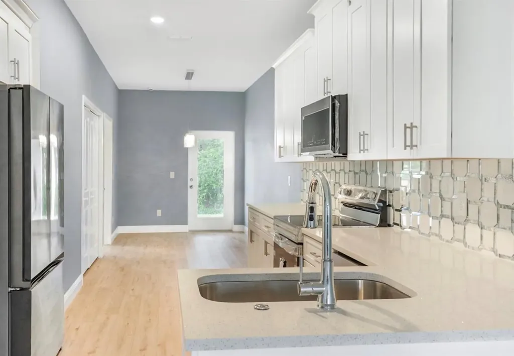 2005 Guava Drive Edgewater FL 32141