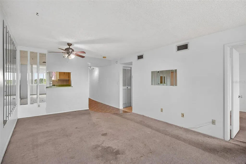 801 83rd Avenue N St Petersburg FL 33702