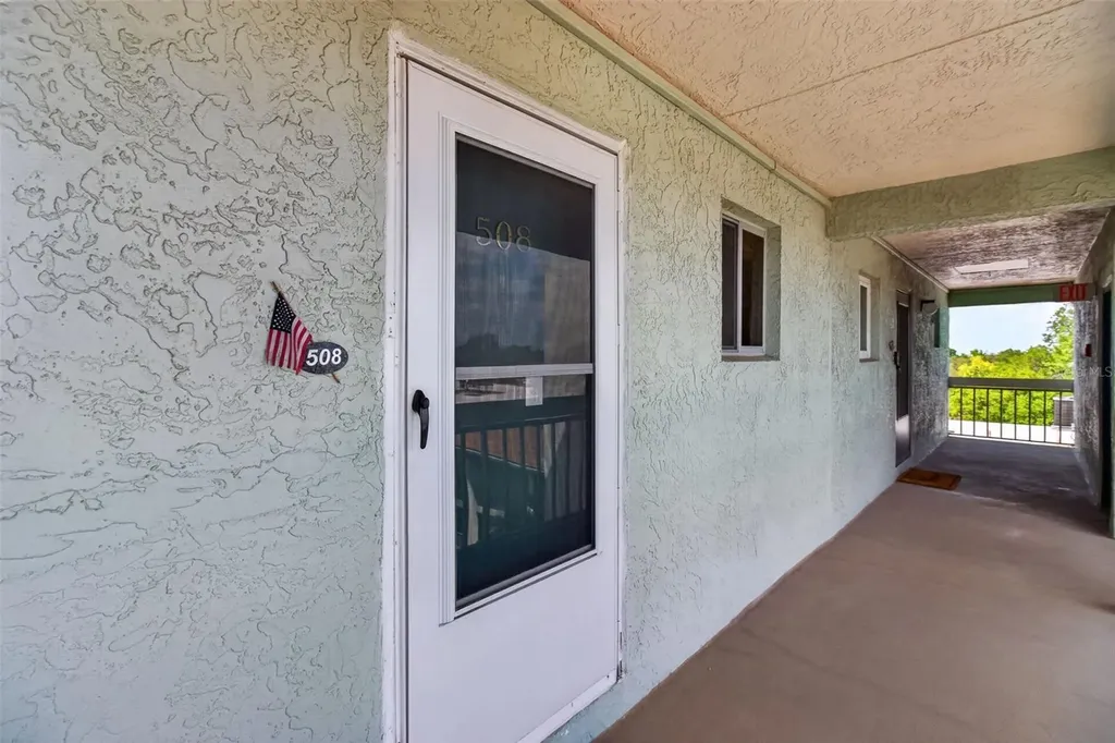 801 83rd Avenue N St Petersburg FL 33702