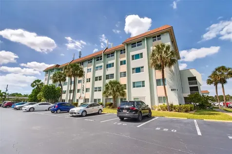 801 83rd Avenue N St Petersburg FL 33702