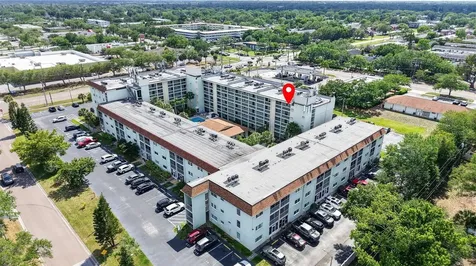 801 83rd Avenue N St Petersburg FL 33702
