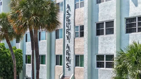 801 83rd Avenue N St Petersburg FL 33702
