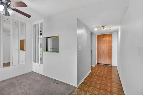 801 83rd Avenue N St Petersburg FL 33702