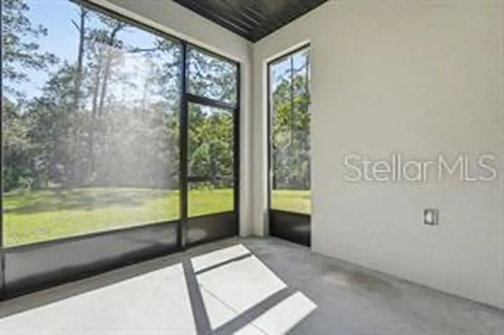 1 Fanshawe Lane Palm Coast FL 32137