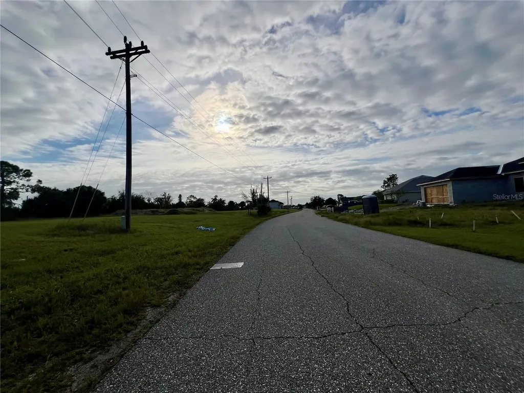 1857 NE 23rd Street Cape Coral FL 33909