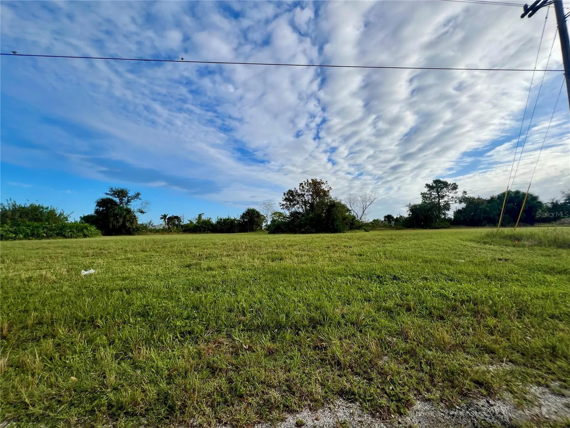 1857 NE 23rd Street Cape Coral FL 33909